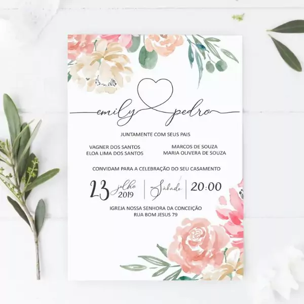 Convite de casamento personalizado com detalhes dourados