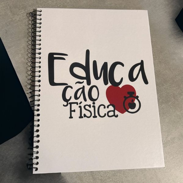 Cadernos personalizados com capa dura e design exclusivo